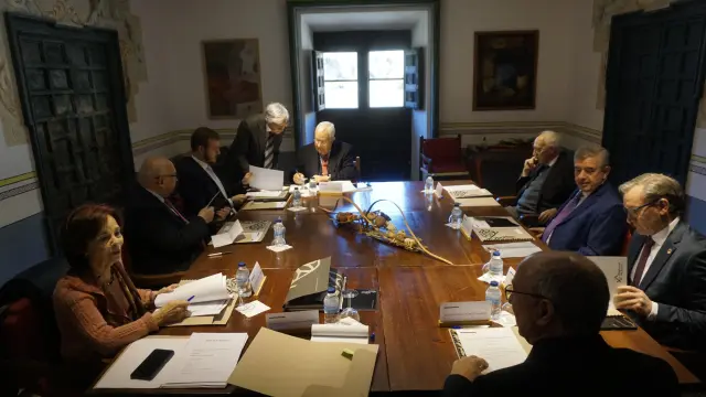 Primera reunión del nuevo patronato de la Fundación Santa María de Albarracín, que se celebró este miércoles.