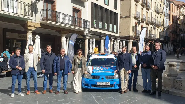 Presentación del Rally de Teruel en la plaza del Torico