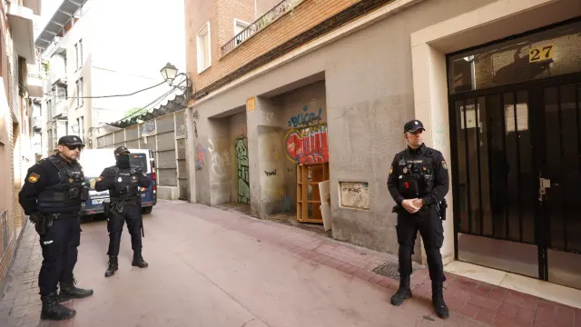 Desalojo restaurante 'okupa' en Zaragoza.