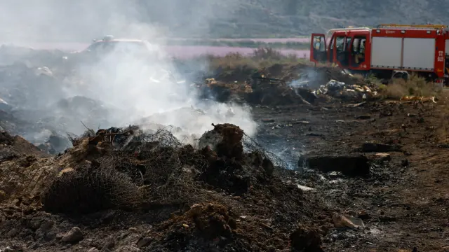 Incendio en una escombrera en Cuarte de Huerva
