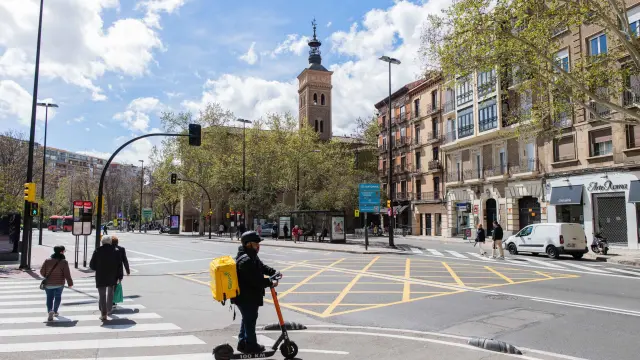 Un aspecto de la plaza de San Miguel de Zaragoza.