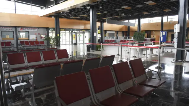 El aeropuerto de Huesca-Pirineos apenas tiene actividad y la prueba es que recibió solo 273 pasajeros en 2023.
