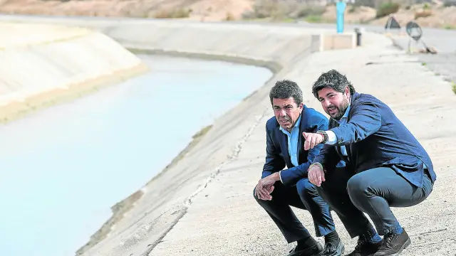 Los presidentes de Valencia y Murcia, Carlos Mazón y Fernando López Miras, unidos por el Pacto del Agua.