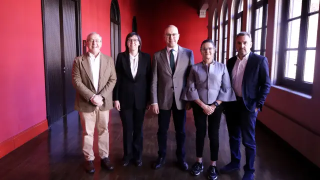 Jesús Arauzo, Iciar Alfaro, Elías Cueto, Gloria Cuenca y David González.