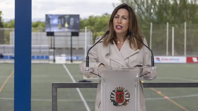 La alcaldesa de Zaragoza, Natalia Chueca, este lunes