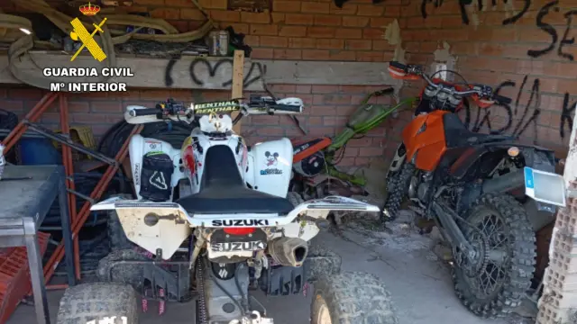 Un quad y una motocicleta sustraídos en el registro de la vivienda en Caspe.