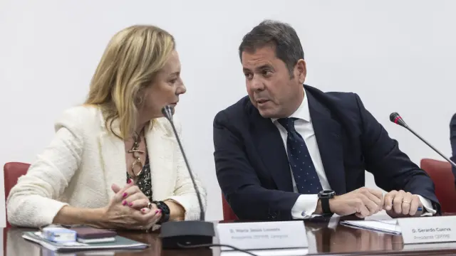Imagen de archivo de un encuentro en 2023 entre María Jesús Lorente, presidenta de Cepyme Aragón, y Gerardo Cuerva, presidente de Cepyme España.