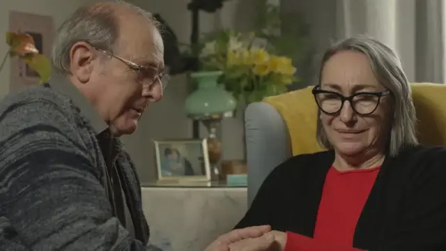 Emilio Gutiérrez Caba y Luisa Gavasa, en la película 'Historias' de Paco Sepúlveda