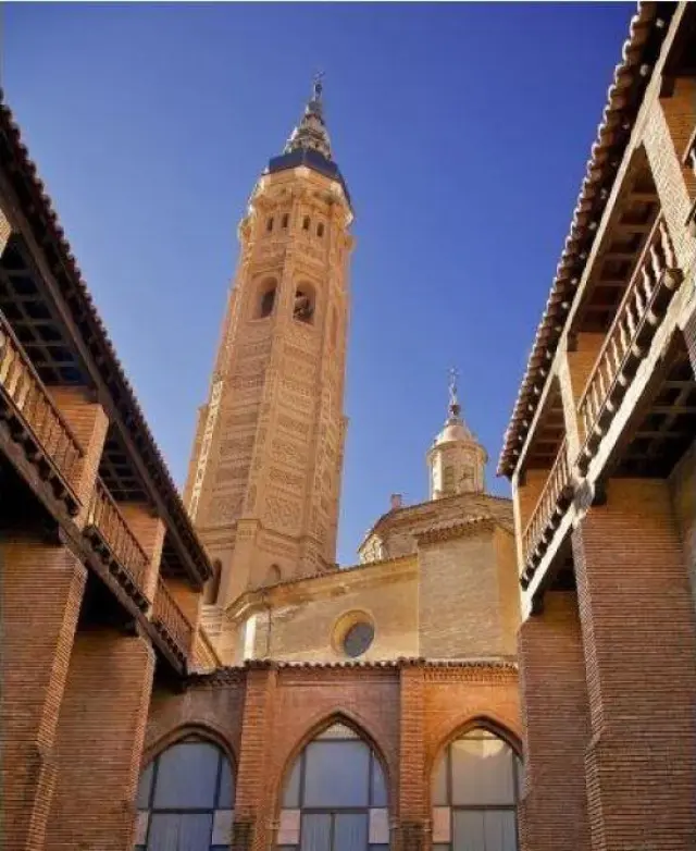 Torre de la Colegiata de Santa María de Calatayud.