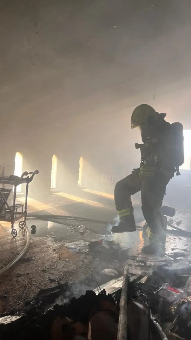 Al incendio de Loporzano acudieron los bomberos del parque de Huesca