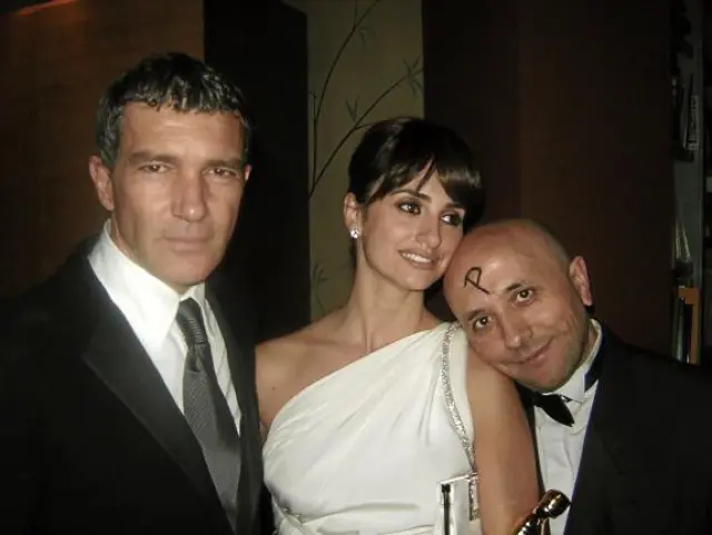 Antonio Banderas, Penélope Cruz y Luis Alegre, en la fiesta que dio Madonna tras los Óscar de 2009