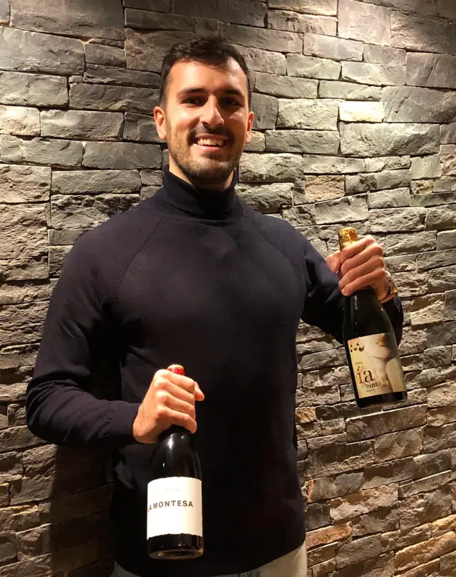 El empresario Álvaro Francés, siempre acompañado de buenos vinos