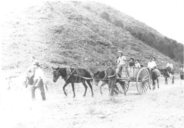 Agricultores tradicionales en Valtorres