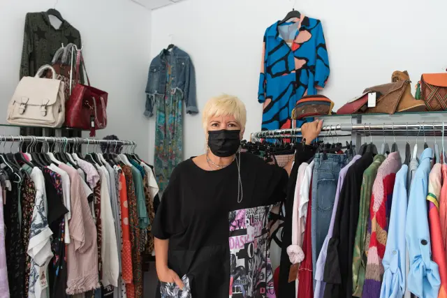 Ederlinda Gracia en su tienda, Betina Moda, ubicada en Antonio Leyva del barrio Olive
