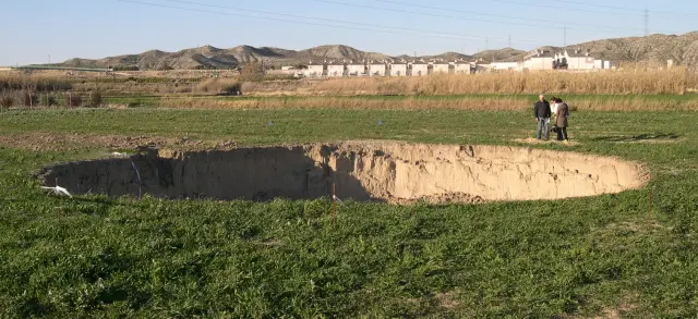 Dolina en suelo agrícola en la Puebla de Alfindén.