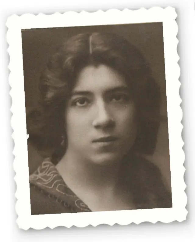 Antonia Zorraquino Zorraquino, que trabajó en el laboratorio de Antonio de Rocasolano.