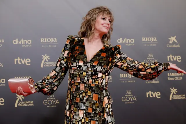 Emma Suárez en la alfombra roja de los Premios Goya 2022.