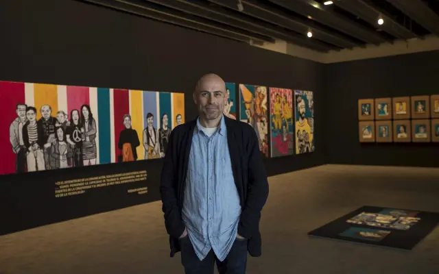 Sergio Muro en una de sus exposiciones en el Museo Pablo Serrano.