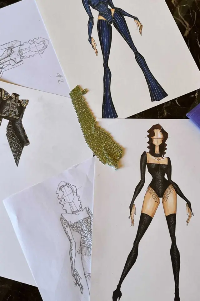 Bocetos del diseño que llevará Chanel en Eurovisión.