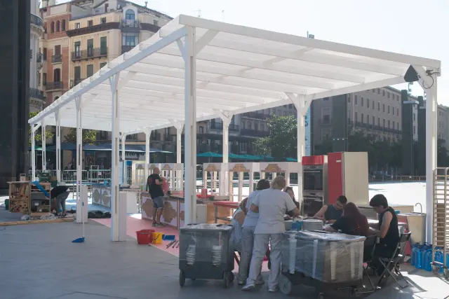 Todo listo en la plaza del Pilar de Zaragoza para el rodaje de Masterchef