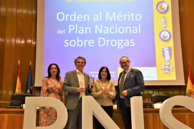 Entrega de una de las condecoraciones del Plan Nacional sobre el Plan Nacional sobre Drogas a Francisco Javier Falo