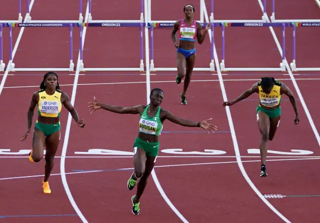 La nigeriana Tobi Amusan, que conquistó el título mundial en los 100 metros vallas
