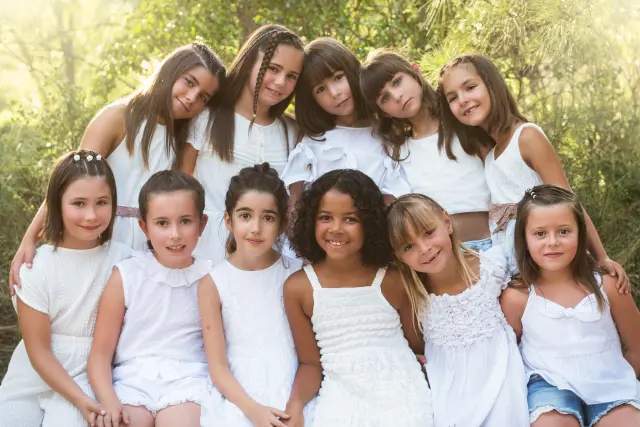 Reinas infantiles de las Fiestas de Santa Leticia de Ayerbe de 2022.