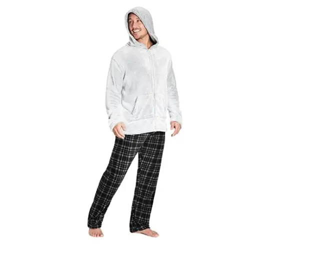 Pijama con forro polar