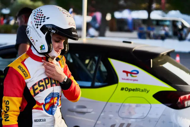 La piloto alcañizana, con la selección española en los recientes FIA Motorsport Games 2022