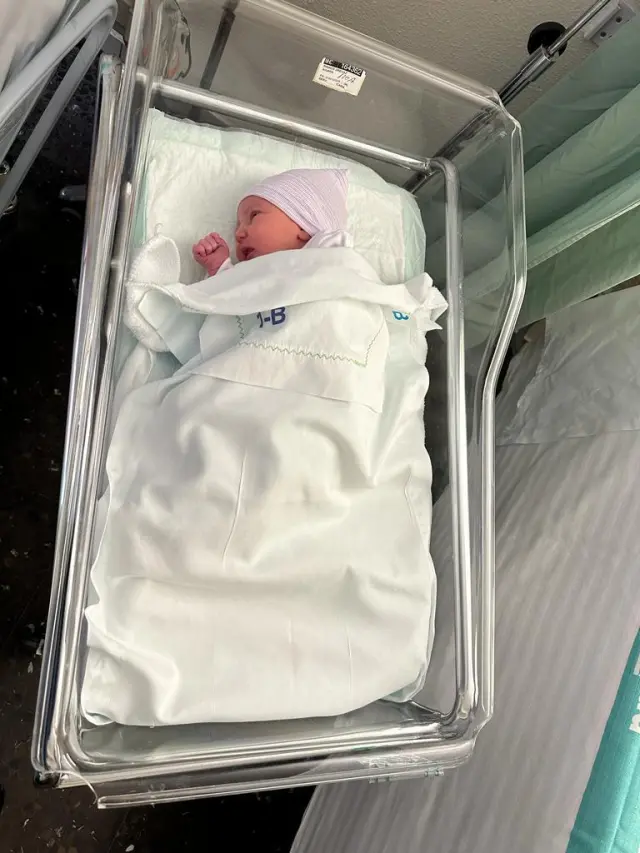El primer bebé del año 2023 se llama Ainara y ha nacido en el hospital de Teruel a la 01.54.