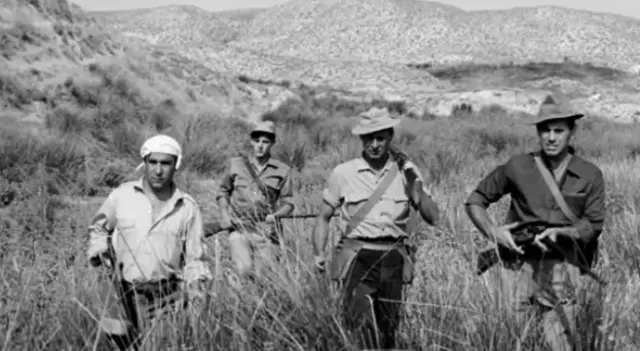 ‘La caza’ fue rodada en un tórrido agosto de 1964 en la Comunidad de Madrid.