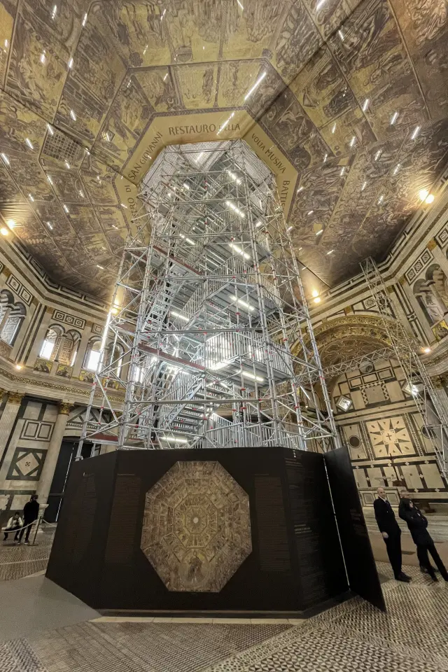 Florencia emprende la restauración de los mosaicos que decoran la cúpula de su baptisterio