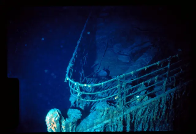 WHOI's Dr. Robert Ballard works during return to the Titanic wreck, July, 1986. WHOI Archives/Woods Hole Oceanographic Institution/Handout via REUTERS THIS IMAGE HAS BEEN SUPPLIED BY A THIRD PARTY. NO RESALES. NO ARCHIVES. MANDATORY CREDIT TITANIC-WRECKAGE/