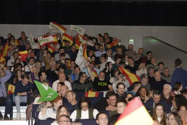 Fotos del acto de Vox en Zaragoza, con Santiago Abascal | Imágenes