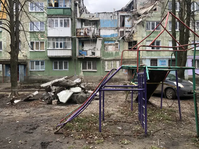 Edificio destruido en Kostiantynivka