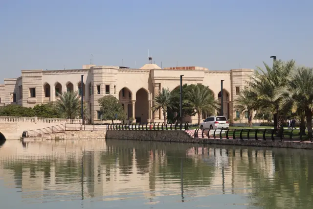 El complejo de Al FAw ahora convertido en la Universidad Americana de Bagdad