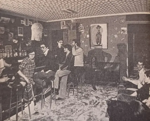 El bar Hifi, en una de las imágenes de la publicación. Estaba en la calle de Vasconia.