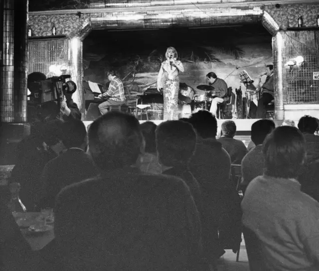 Una actuación en el café cantante El Plata, a finales de la década de 1970.