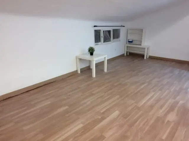 Un pequeño piso por 38.000 euros a la venta en el Arrabal.