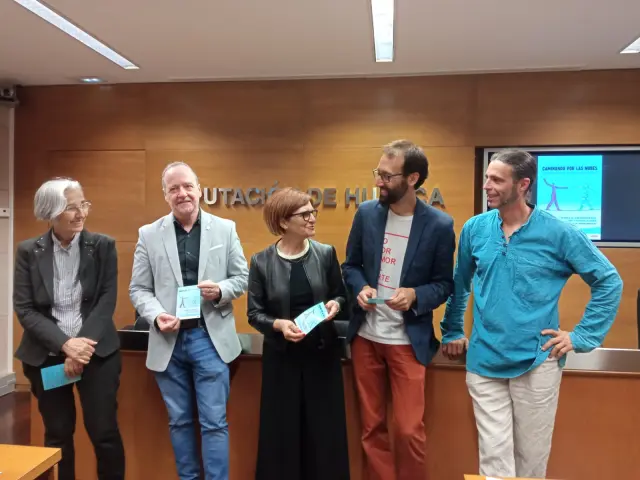 Presentación de la segunda edición del encuentro 'Caminando por las nubes' que se celebrará entre Huesca, Casbas y Angüés.