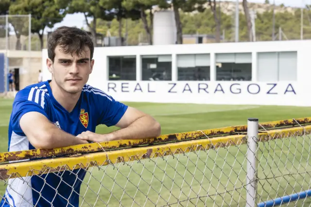 Foto del jugador del Real Zaragoza Francho Serrano