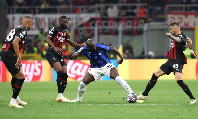Champions League: partido de semifinales, Milan-Inter