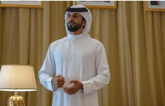 Sheikh Nasser Al Khalifa, jeque heredero al trono de Barhéin