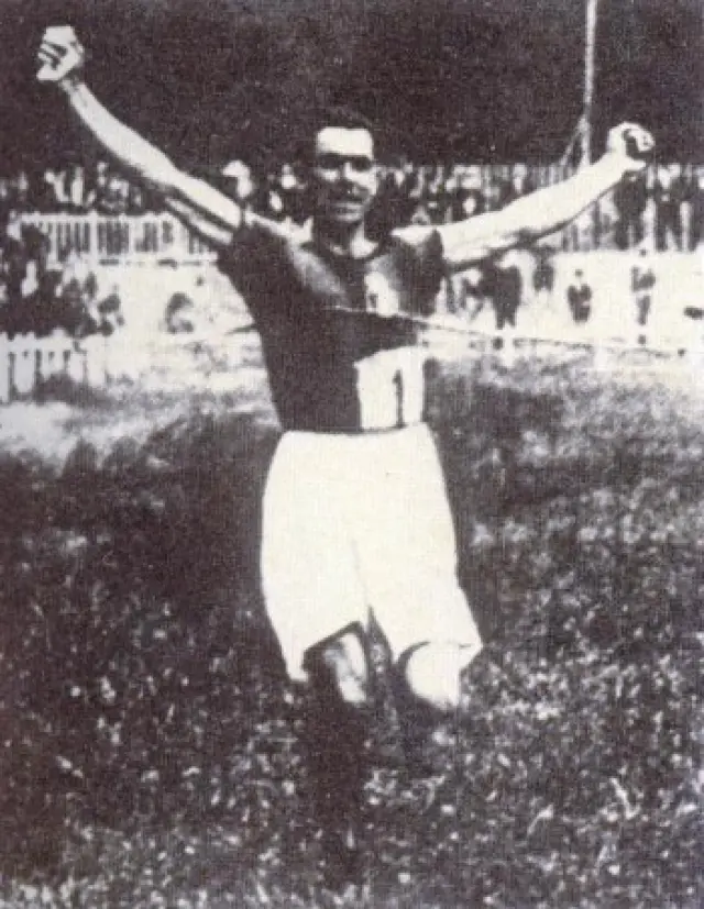 1928. Una de las escasas fotos que se conservan de Dionisio Carreras 'el Campana', noveno en la maratón de París-1924.