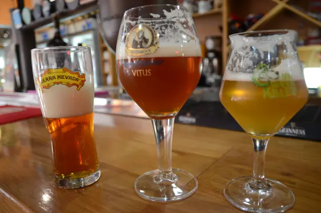 Sierra Nevada, Weihenstephaner y Green Killer, tres cervezas muy veraniegas.