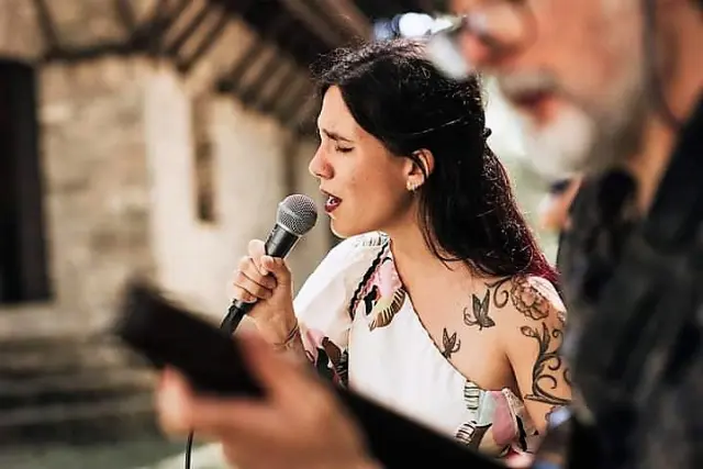 Julia Maro actuará en el jardín del Museo de Artes y Oficios Tradicionales el 22 de septiembre.