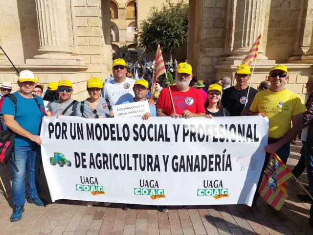 Delegación de UAGA que ha participado en la protesta de Córdoba.