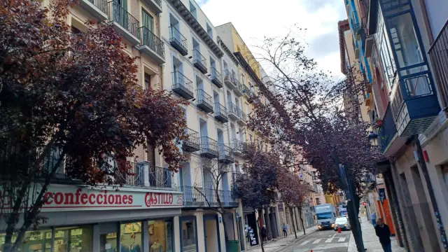 Algunos ejemplos de viviendas construidas hace unos 100 años en Zaragoza.