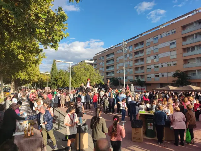 Gran afluencia de público en la primera jornada de la II Fiesta del Coc de Fraga.