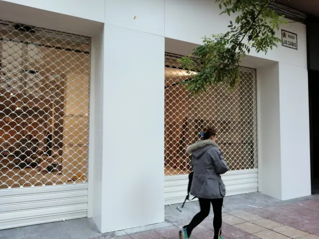 Nueva tienda de Parfois en el paseo de las Damas, todavía de obras.